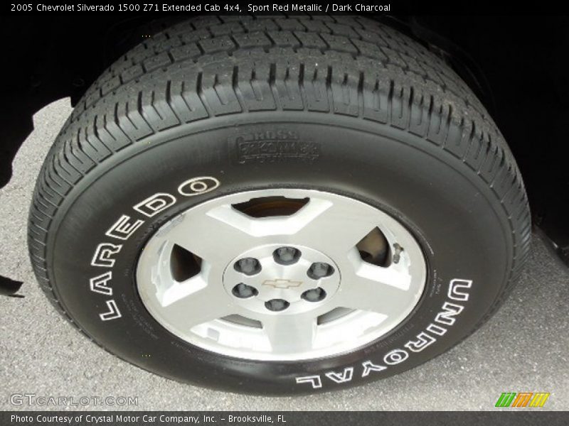 Sport Red Metallic / Dark Charcoal 2005 Chevrolet Silverado 1500 Z71 Extended Cab 4x4