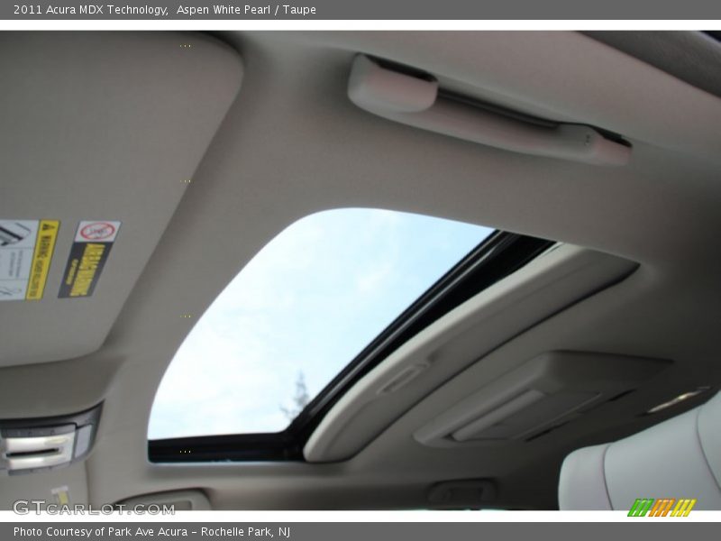 Aspen White Pearl / Taupe 2011 Acura MDX Technology