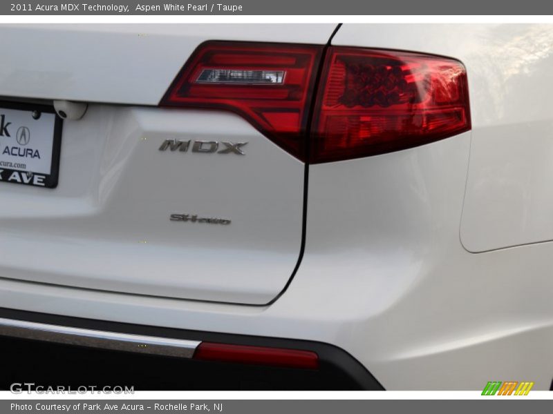 Aspen White Pearl / Taupe 2011 Acura MDX Technology