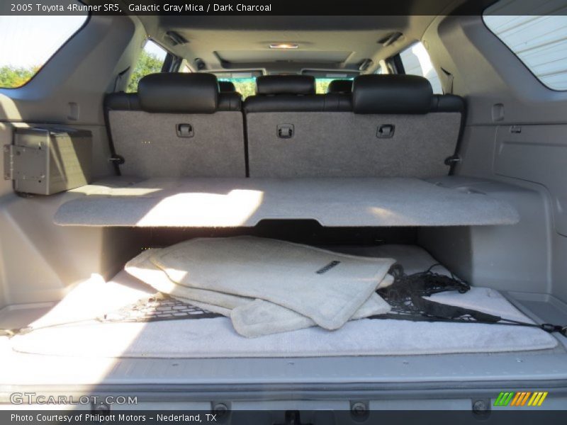 Galactic Gray Mica / Dark Charcoal 2005 Toyota 4Runner SR5