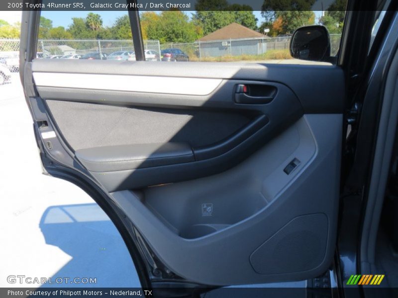 Galactic Gray Mica / Dark Charcoal 2005 Toyota 4Runner SR5