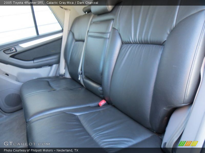 Galactic Gray Mica / Dark Charcoal 2005 Toyota 4Runner SR5