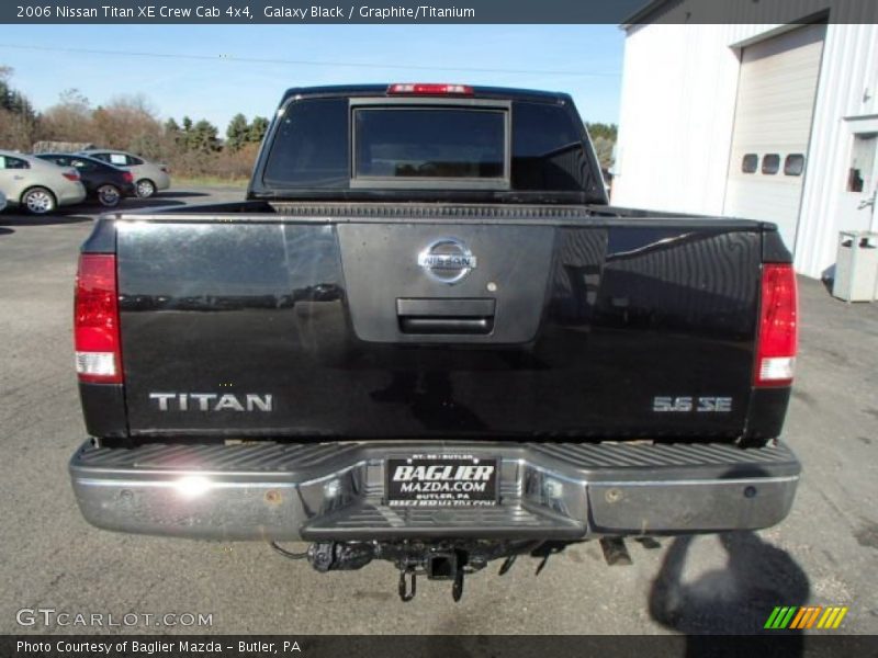 Galaxy Black / Graphite/Titanium 2006 Nissan Titan XE Crew Cab 4x4