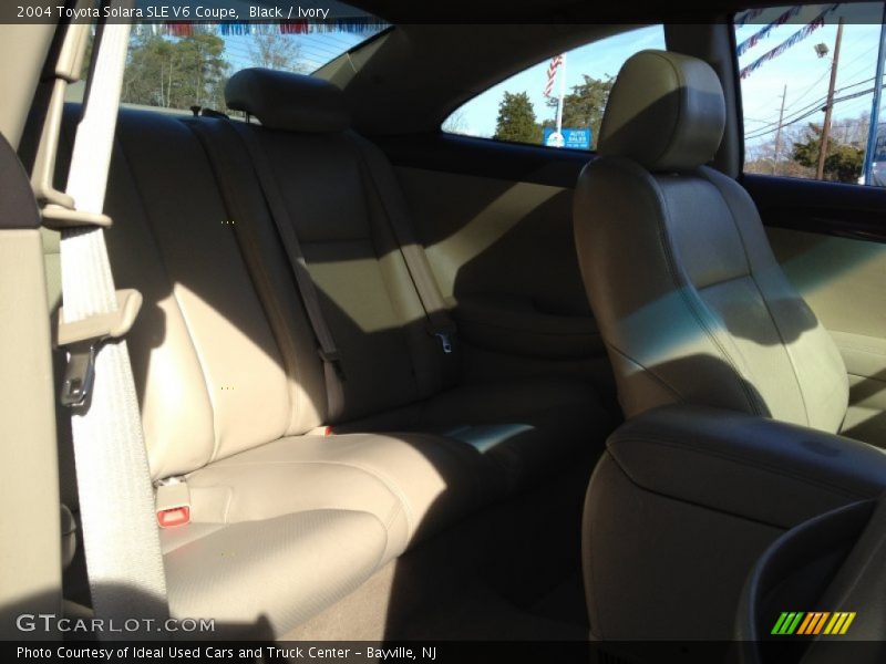 Black / Ivory 2004 Toyota Solara SLE V6 Coupe