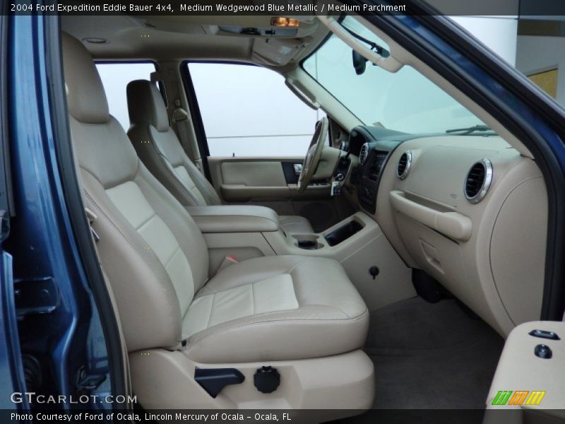 Front Seat of 2004 Expedition Eddie Bauer 4x4
