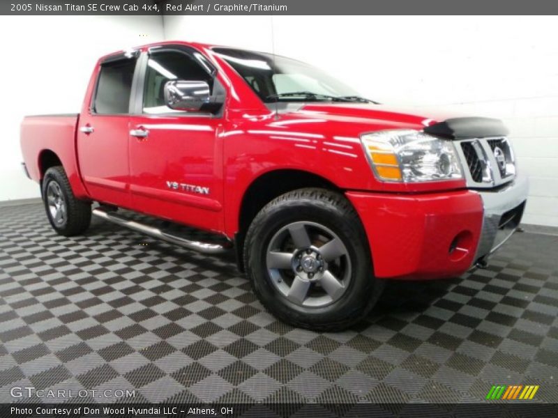 Red Alert / Graphite/Titanium 2005 Nissan Titan SE Crew Cab 4x4