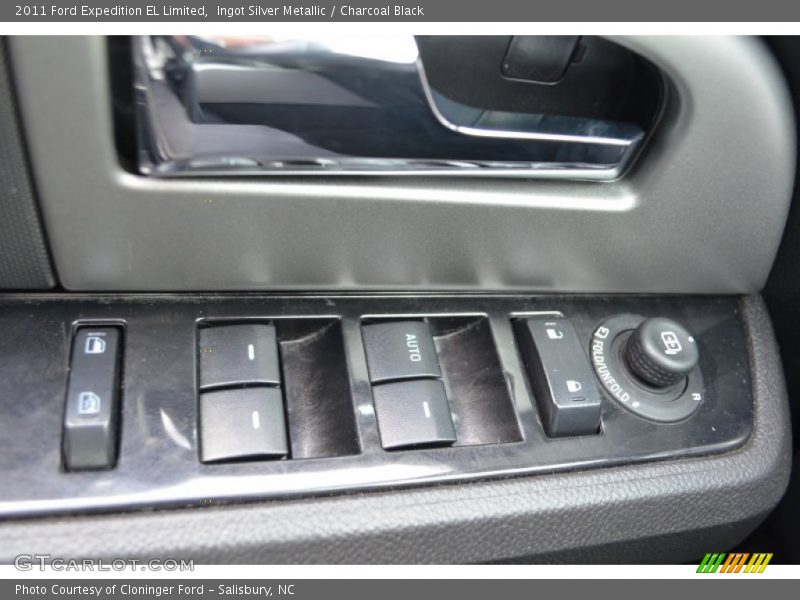 Ingot Silver Metallic / Charcoal Black 2011 Ford Expedition EL Limited