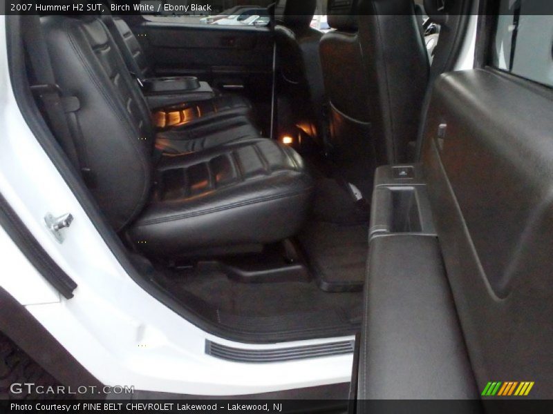 Birch White / Ebony Black 2007 Hummer H2 SUT