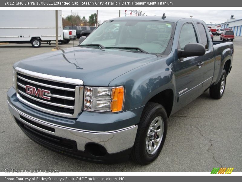 Front 3/4 View of 2012 Sierra 1500 SLE Extended Cab