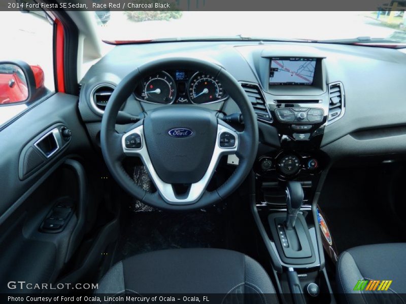 Race Red / Charcoal Black 2014 Ford Fiesta SE Sedan