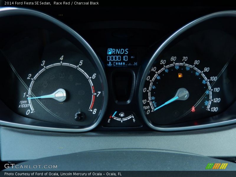 Race Red / Charcoal Black 2014 Ford Fiesta SE Sedan