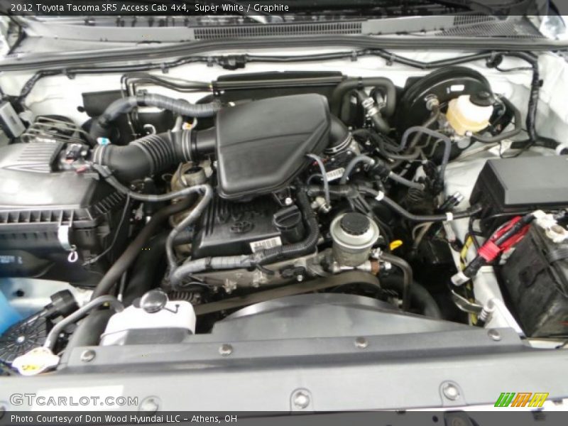 Super White / Graphite 2012 Toyota Tacoma SR5 Access Cab 4x4