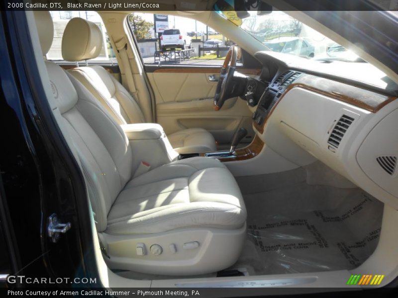 Black Raven / Light Linen/Cocoa 2008 Cadillac DTS