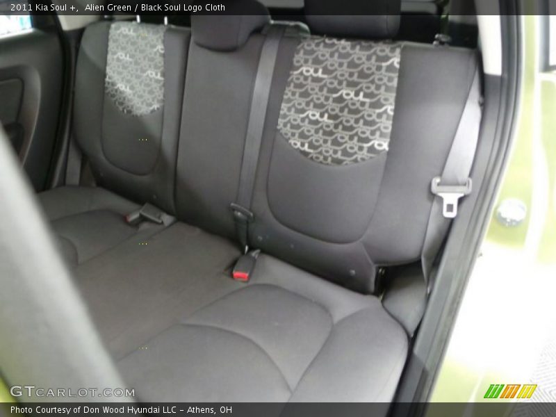 Alien Green / Black Soul Logo Cloth 2011 Kia Soul +