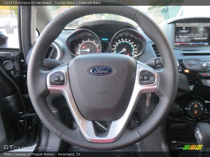 Tuxedo Black / Charcoal Black 2014 Ford Fiesta SE Hatchback