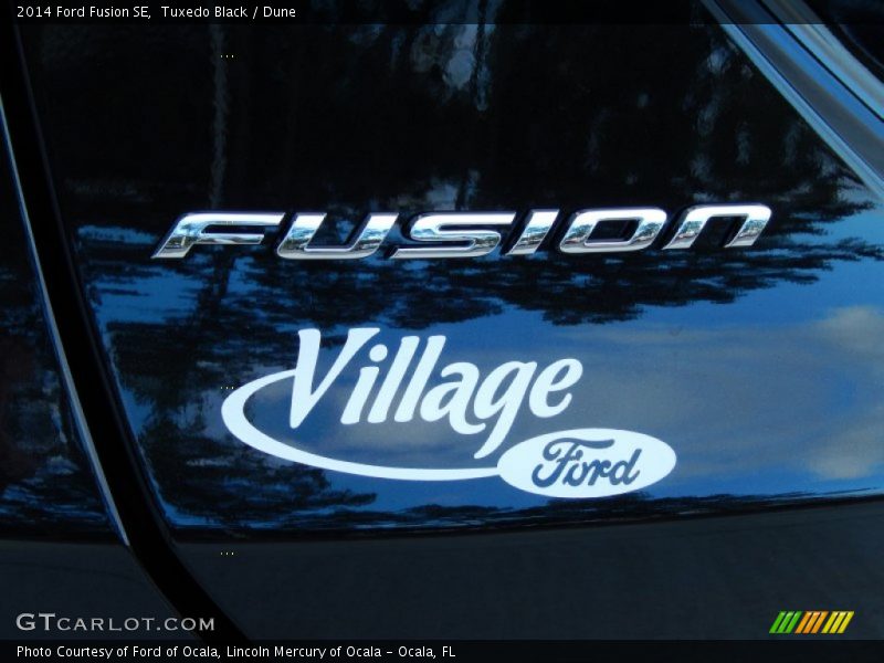 Tuxedo Black / Dune 2014 Ford Fusion SE