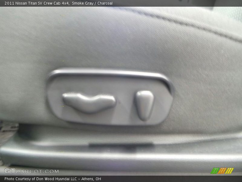 Smoke Gray / Charcoal 2011 Nissan Titan SV Crew Cab 4x4