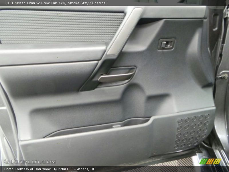 Smoke Gray / Charcoal 2011 Nissan Titan SV Crew Cab 4x4