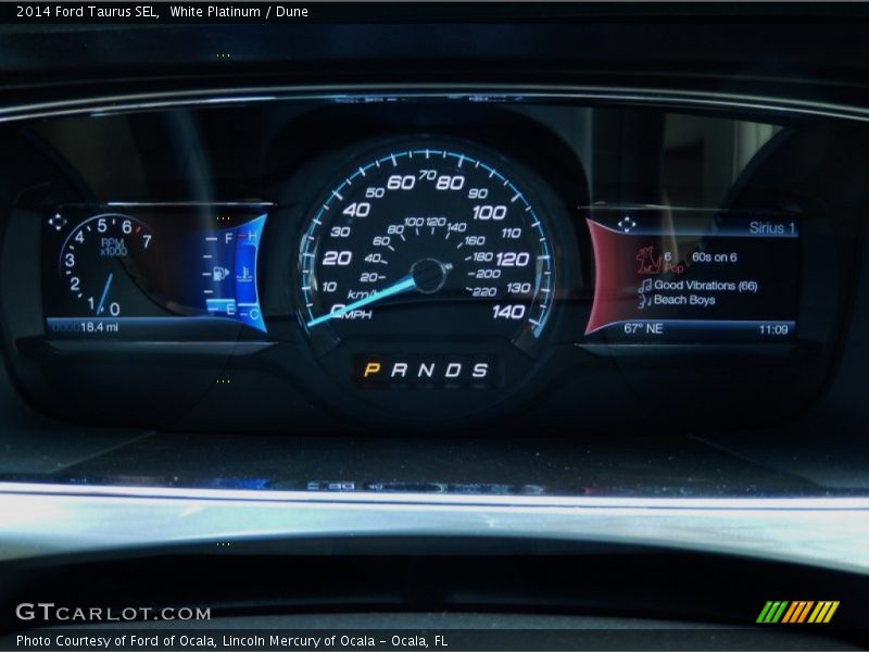White Platinum / Dune 2014 Ford Taurus SEL