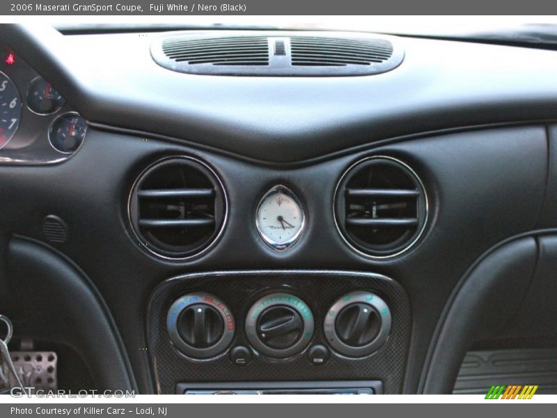Fuji White / Nero (Black) 2006 Maserati GranSport Coupe