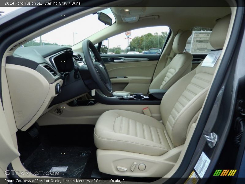 Front Seat of 2014 Fusion SE