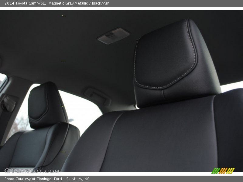 Magnetic Gray Metallic / Black/Ash 2014 Toyota Camry SE