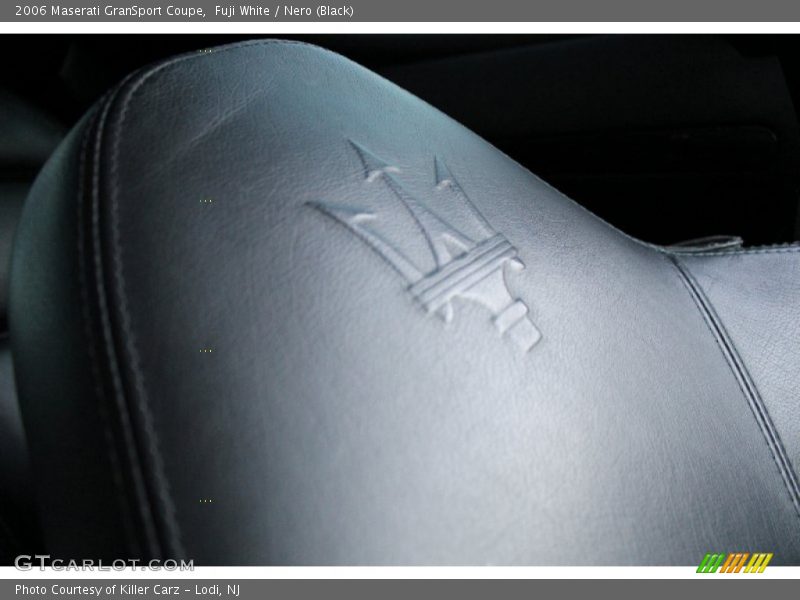 Fuji White / Nero (Black) 2006 Maserati GranSport Coupe