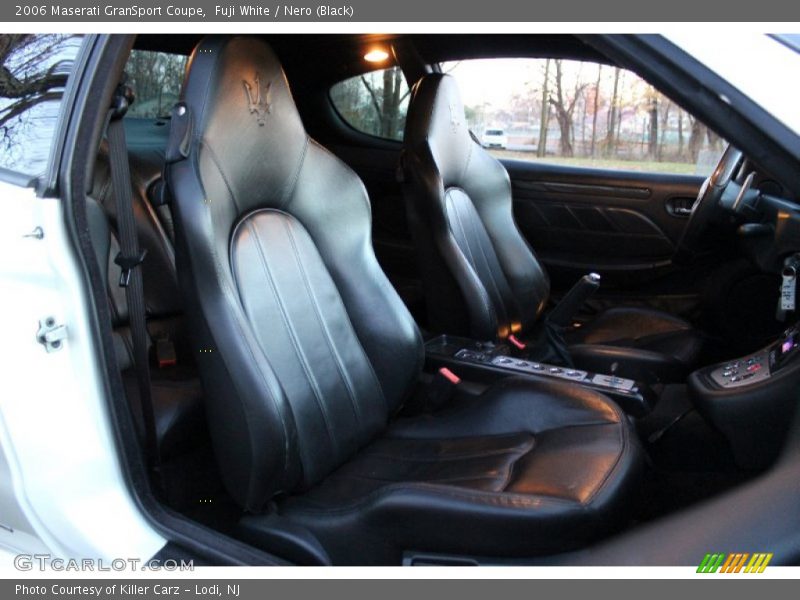 Fuji White / Nero (Black) 2006 Maserati GranSport Coupe