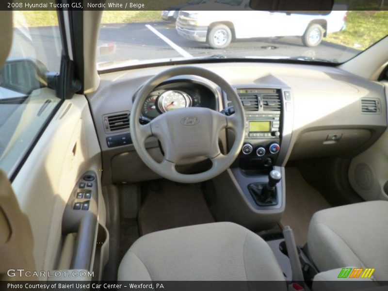 Nordic White / Beige 2008 Hyundai Tucson GLS