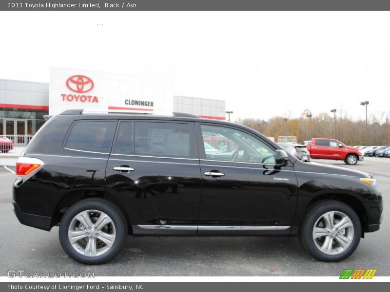 Black / Ash 2013 Toyota Highlander Limited