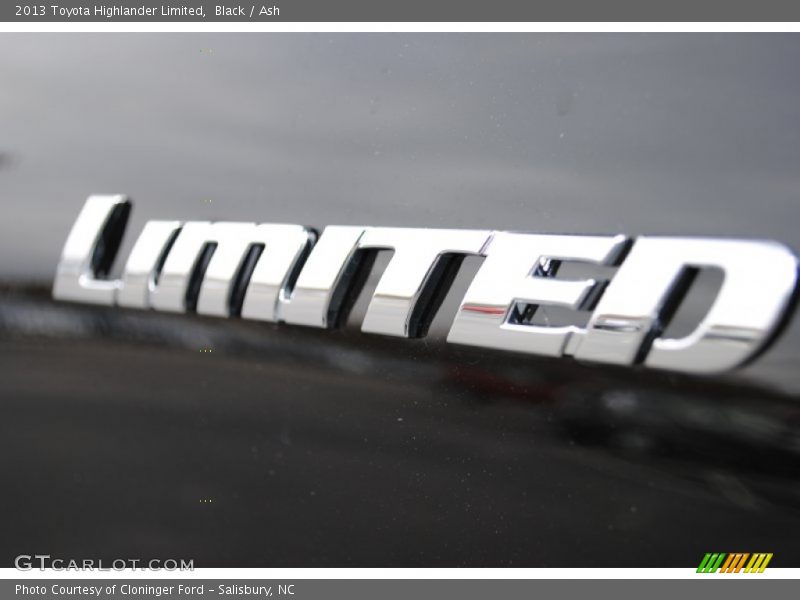 Black / Ash 2013 Toyota Highlander Limited