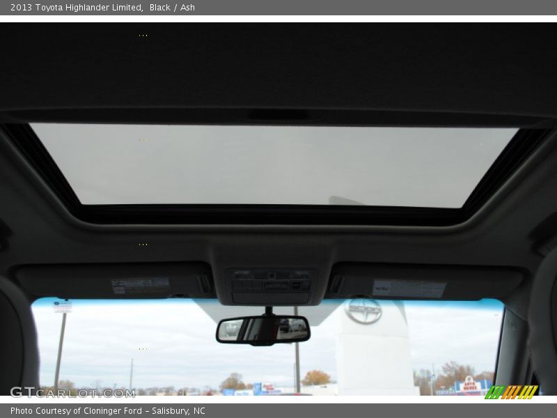 Black / Ash 2013 Toyota Highlander Limited