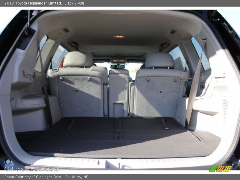 Black / Ash 2013 Toyota Highlander Limited