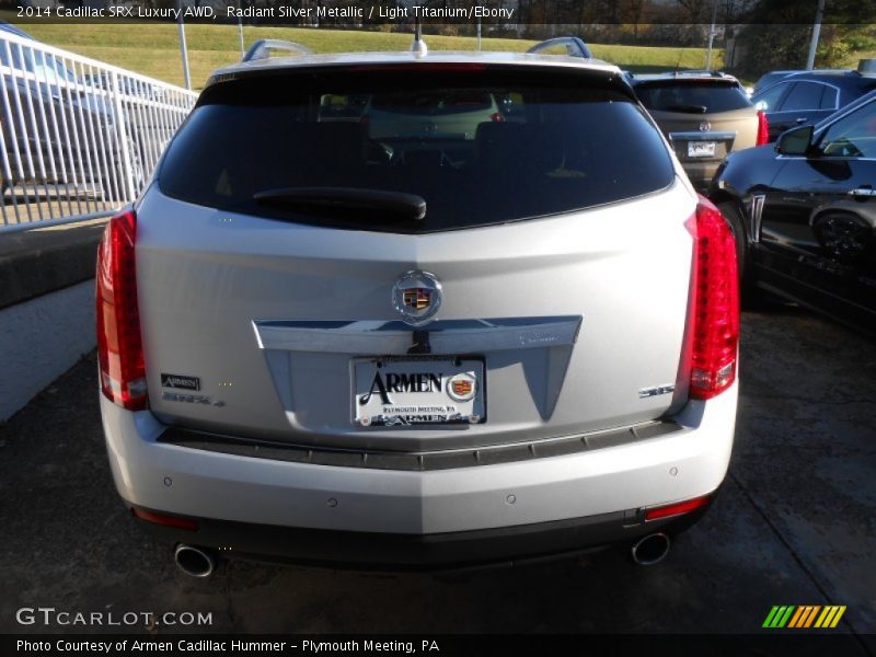 Radiant Silver Metallic / Light Titanium/Ebony 2014 Cadillac SRX Luxury AWD