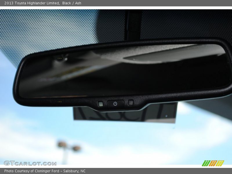 Black / Ash 2013 Toyota Highlander Limited