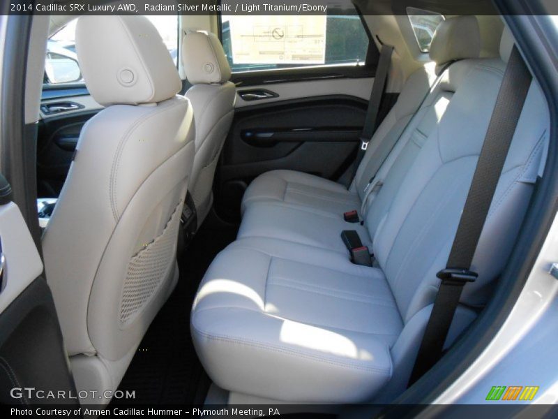 Radiant Silver Metallic / Light Titanium/Ebony 2014 Cadillac SRX Luxury AWD