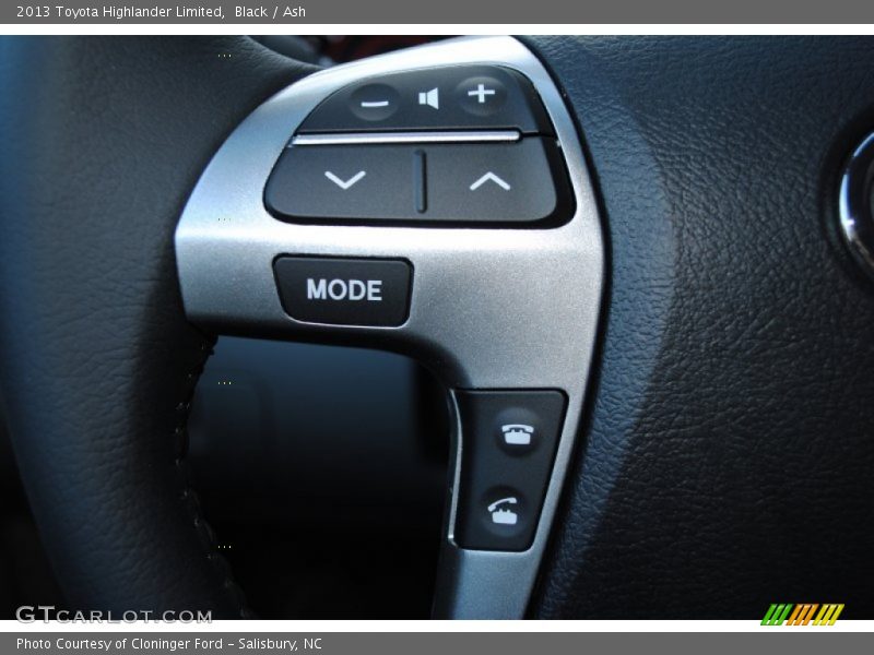Black / Ash 2013 Toyota Highlander Limited