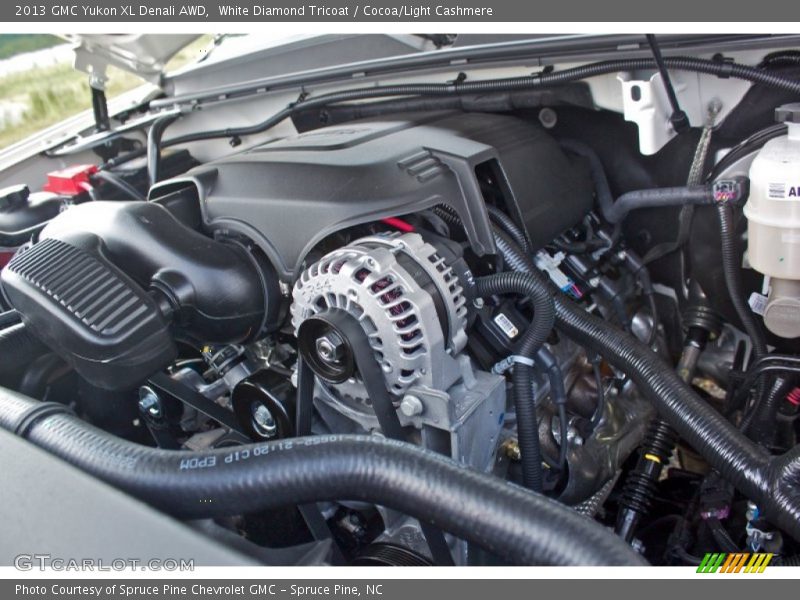 White Diamond Tricoat / Cocoa/Light Cashmere 2013 GMC Yukon XL Denali AWD