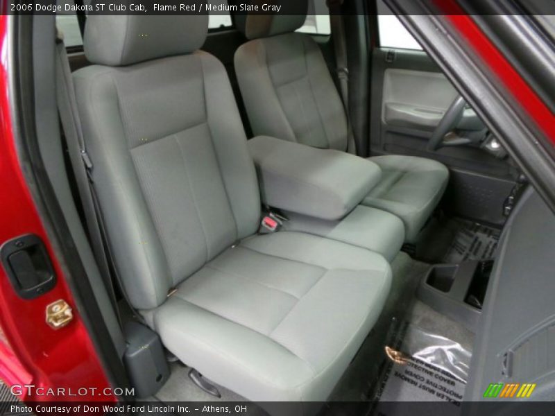 Flame Red / Medium Slate Gray 2006 Dodge Dakota ST Club Cab