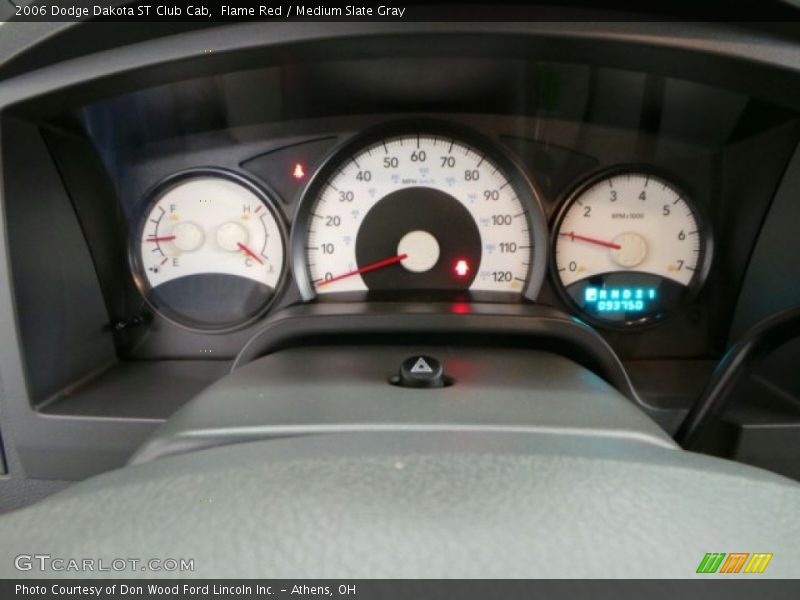 Flame Red / Medium Slate Gray 2006 Dodge Dakota ST Club Cab