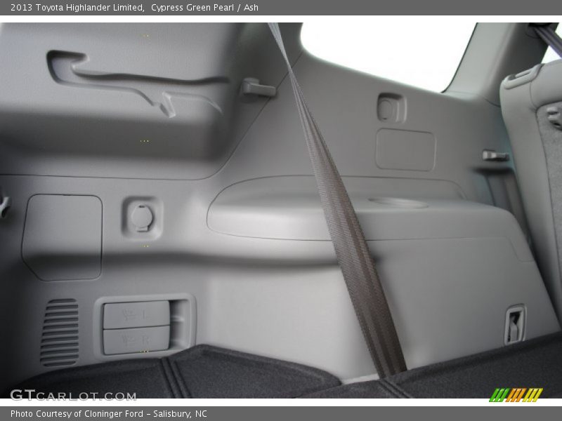 Cypress Green Pearl / Ash 2013 Toyota Highlander Limited
