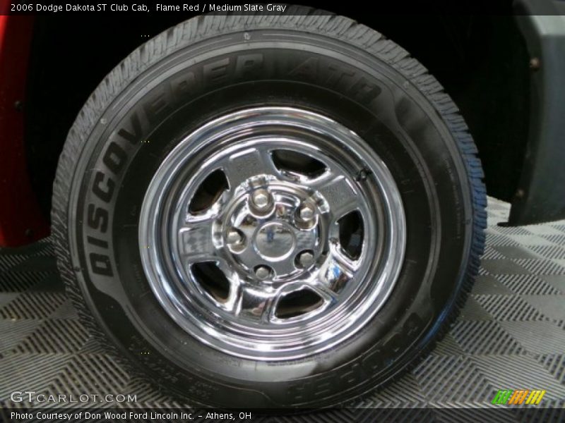 Flame Red / Medium Slate Gray 2006 Dodge Dakota ST Club Cab
