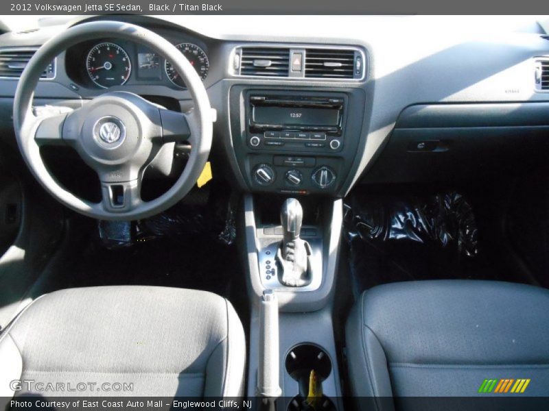Black / Titan Black 2012 Volkswagen Jetta SE Sedan