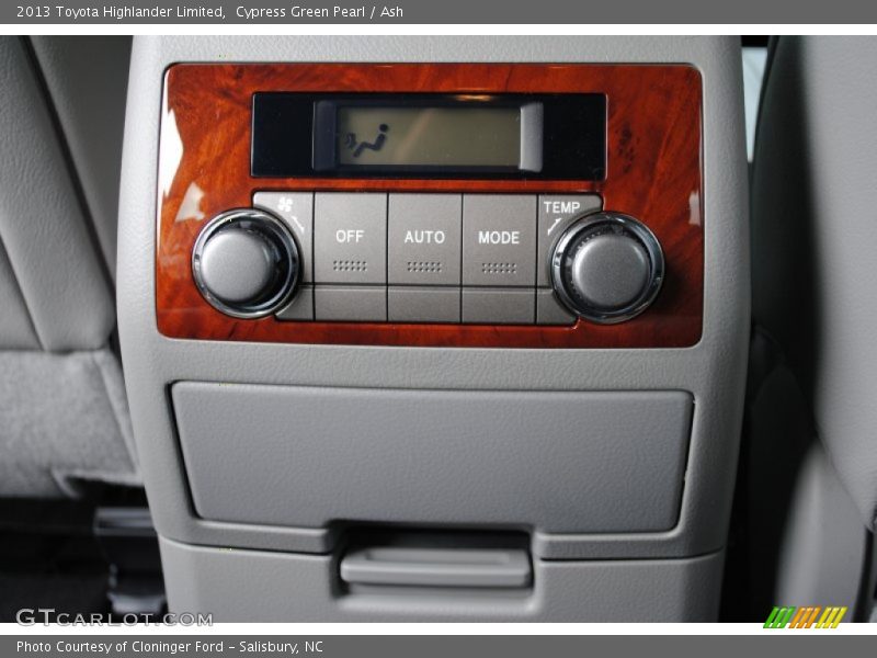 Cypress Green Pearl / Ash 2013 Toyota Highlander Limited