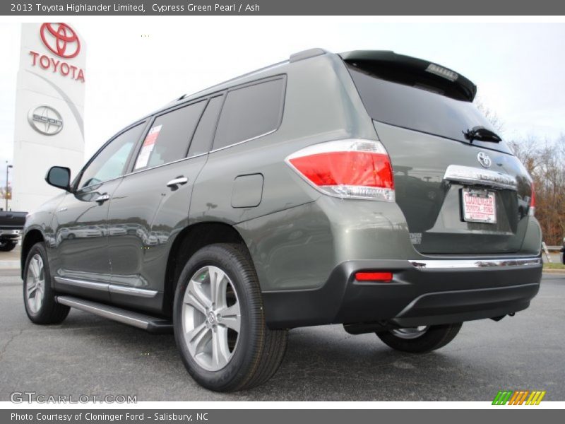 Cypress Green Pearl / Ash 2013 Toyota Highlander Limited