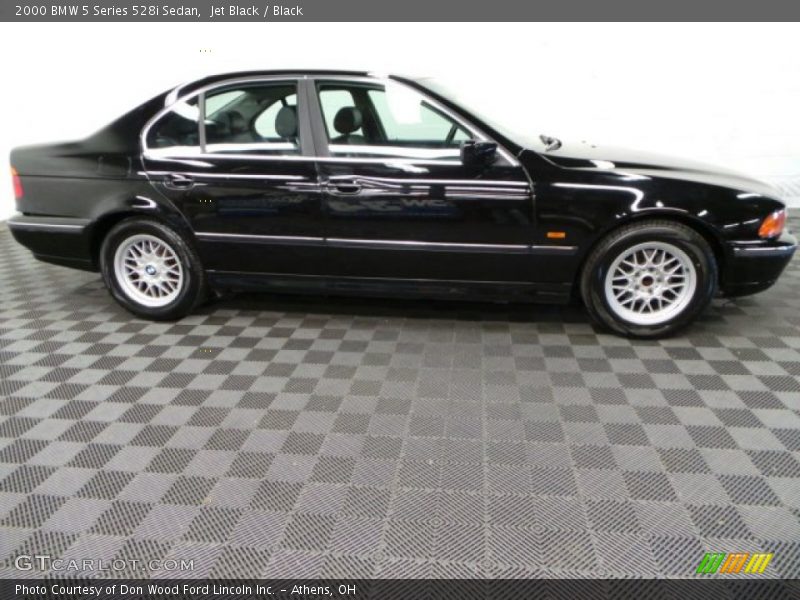 Jet Black / Black 2000 BMW 5 Series 528i Sedan