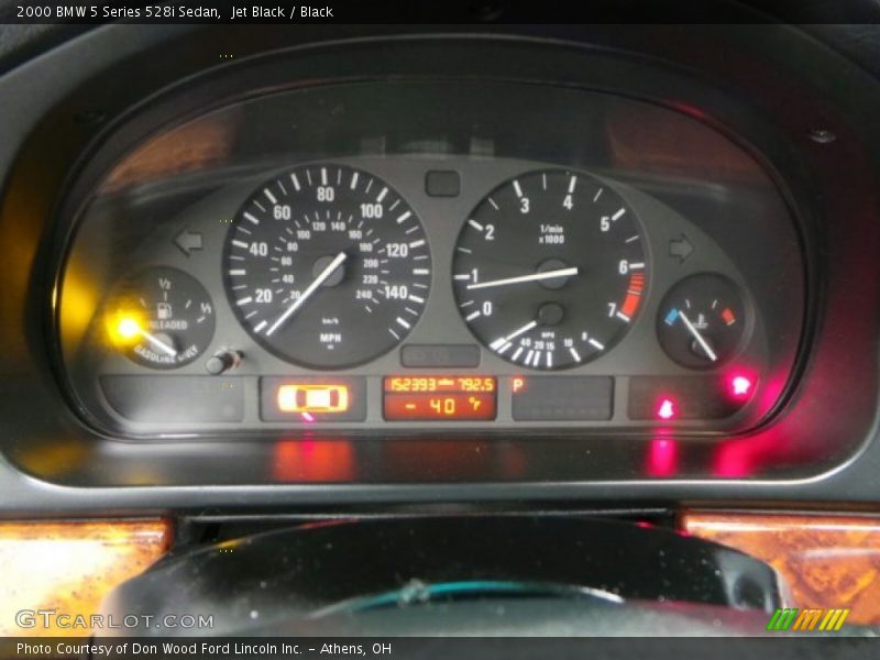  2000 5 Series 528i Sedan 528i Sedan Gauges