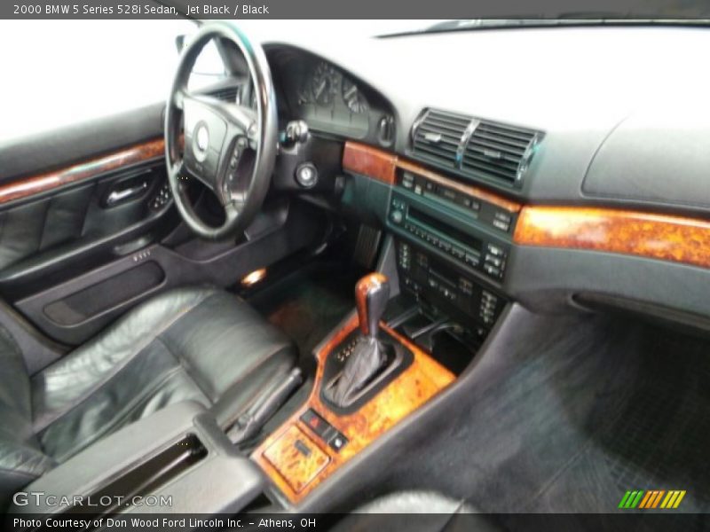 Jet Black / Black 2000 BMW 5 Series 528i Sedan
