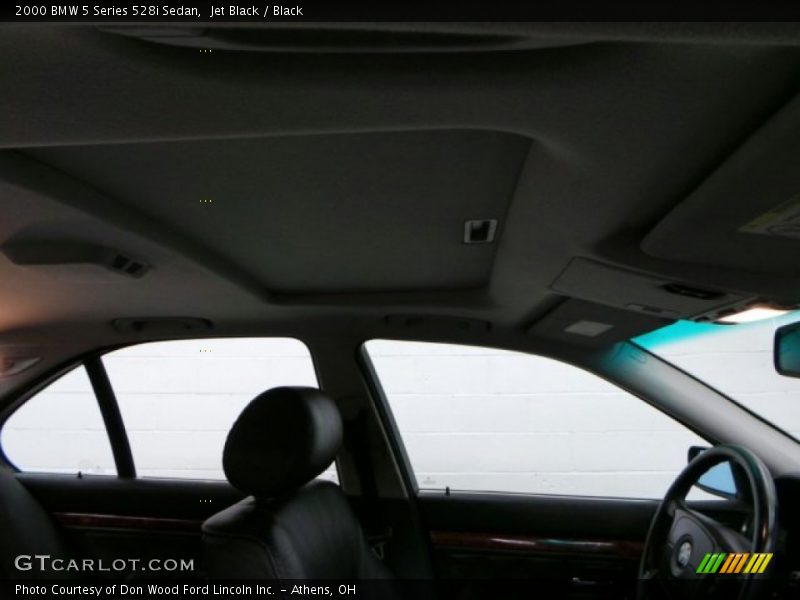 Jet Black / Black 2000 BMW 5 Series 528i Sedan