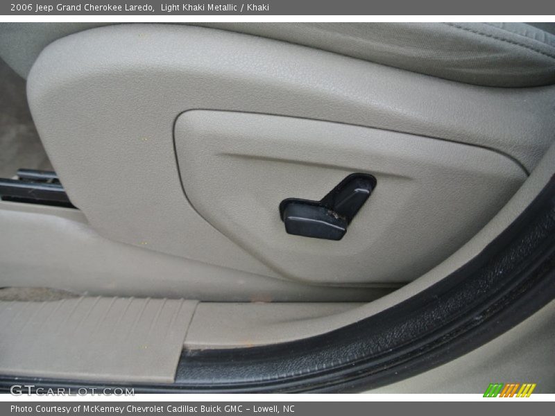 Light Khaki Metallic / Khaki 2006 Jeep Grand Cherokee Laredo